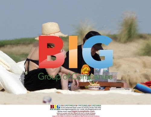 Sandra Bullock and Jesse James on Mexican Holiday