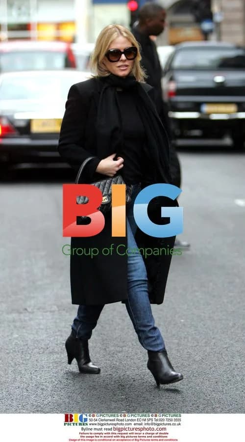 Patsy Kensit and friend shopping in Mayfair