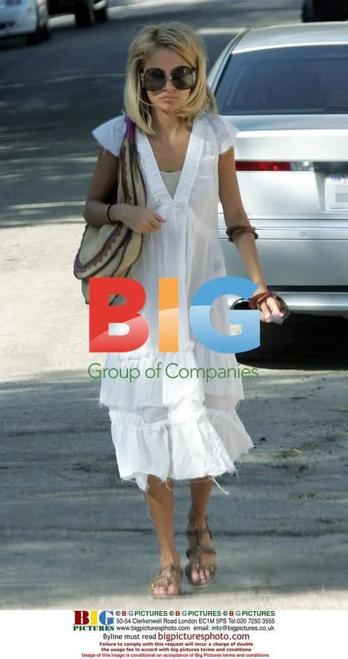 Nicole Richie Leaves Friend in North Hollywood