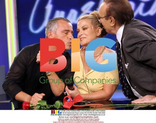 Anastacia and Eros Ramazzotti perform on 'Domenica In'