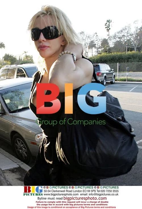 Courtney Love Visits Salon in West Hollywood
