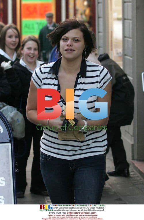 Jade Goody Mobbed by Fans in Hertford