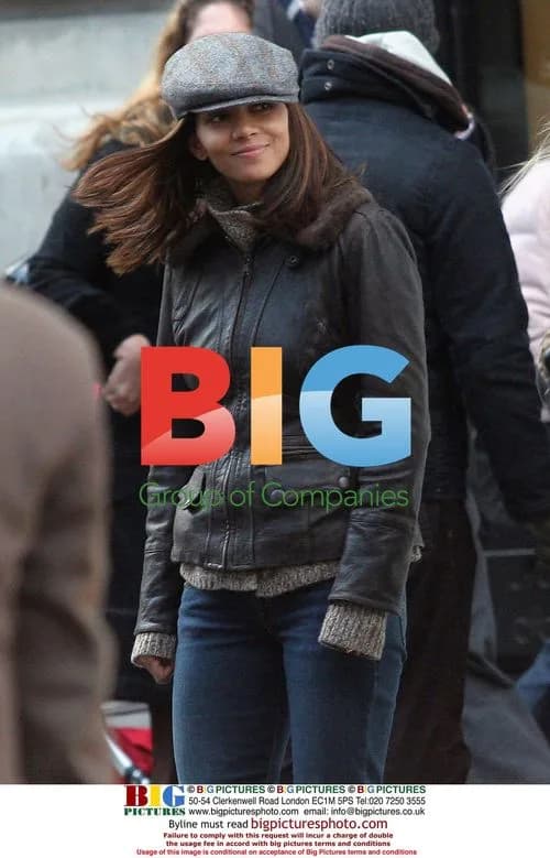 Halle Berry filming 'Perfect Strangers' in NYC