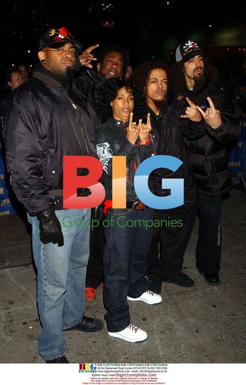 Jada Pinkett Smith performs on Letterman