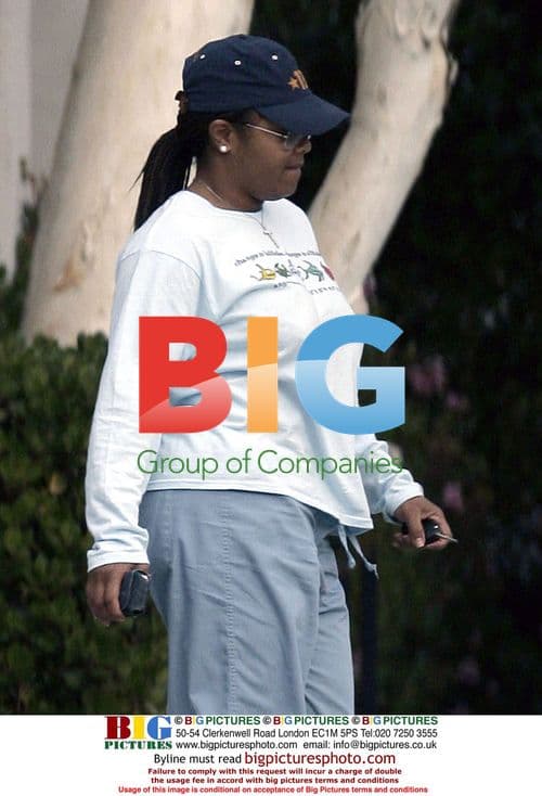 Janet Jackson Visits Acupuncture Expert