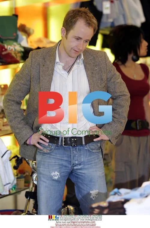 LOTR star Billy Boyd shops at Kitson in Beverly Hills