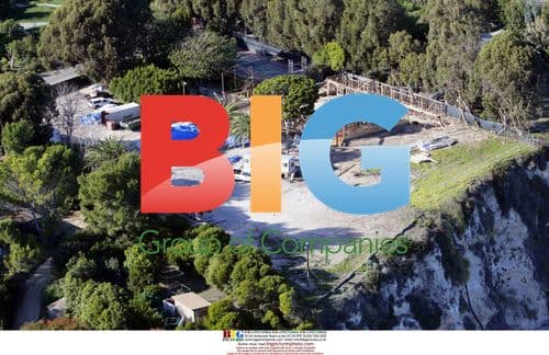 Julia Roberts and Danny Moder Building Malibu Home