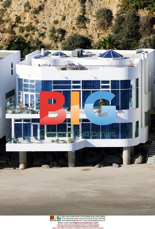 Halle Berry's Malibu Mansion