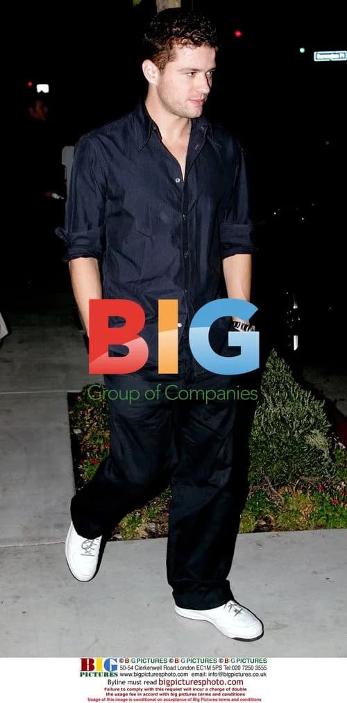 Ryan Phillippe and Reese Witherspoon Dine Out