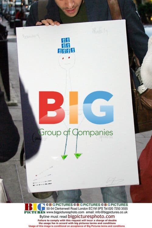 Will Young Arrives to Secret Gig