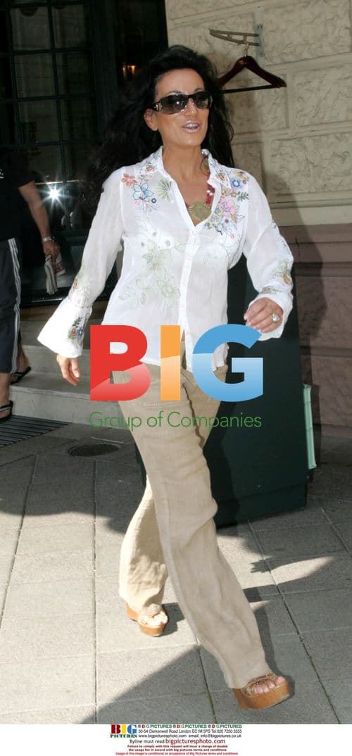 England's players' wives and girlfriends leave hotel