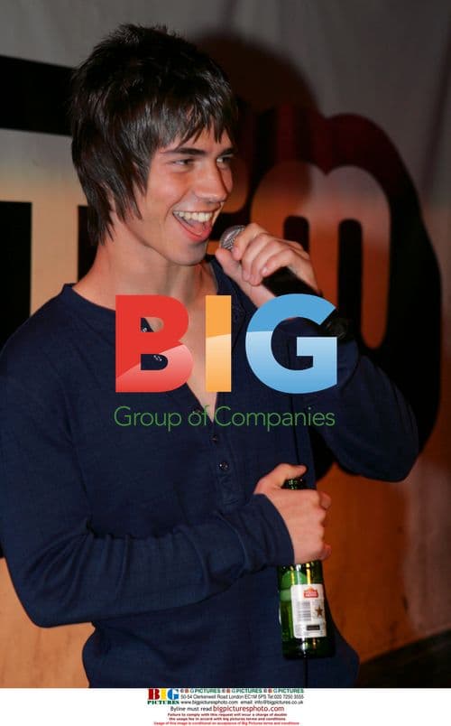 Sam Robertson at Zanzibar Nightclub