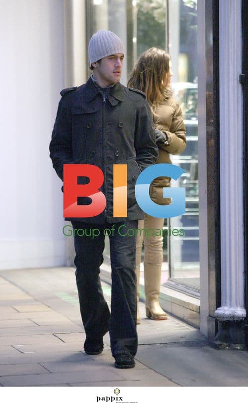 Joe Cole and Carly Zucker shop for jewelry