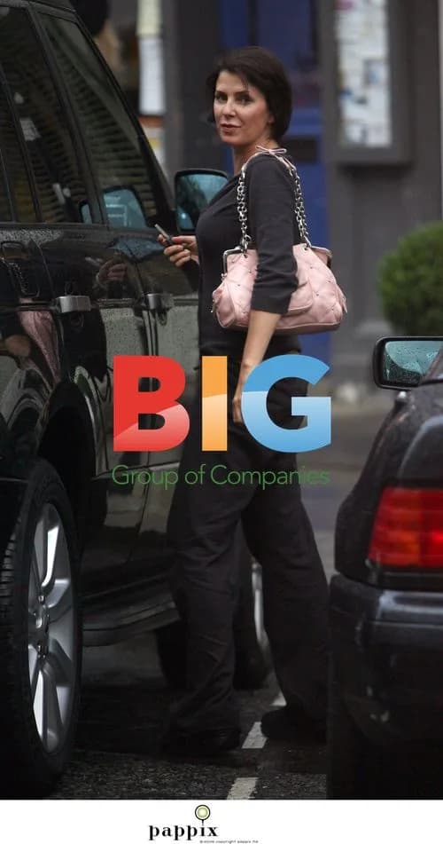Sadie Frost in Casual London Look