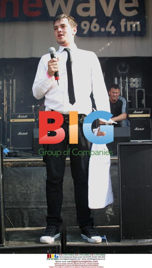 MATT WILLIS at wave, party in the park