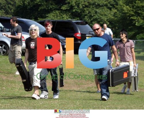 SON OF DORK backstage at Wave party