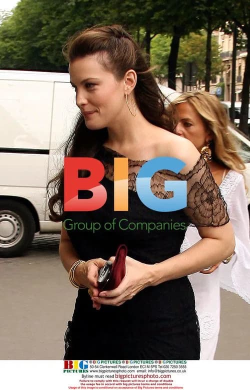 Liv Tyler arrives for Givenchy show