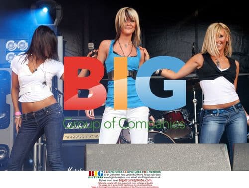 Clea performing at Party in the Park