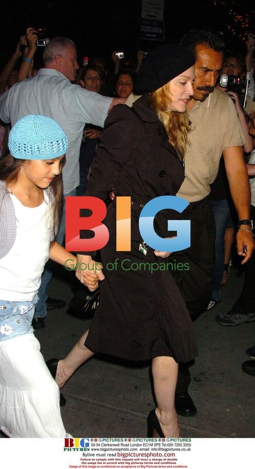 Madonna and family visit Kabbalah Center