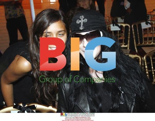 CHER and JESSICA at Gaultier Fashion Show