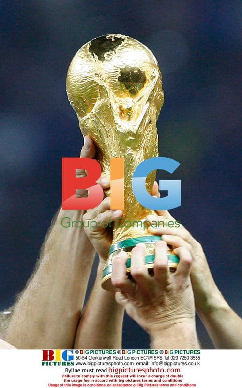 Italy beats France in World Cup final