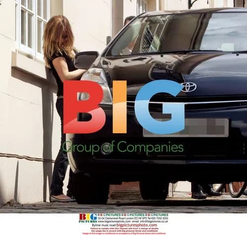Geri Halliwell Scratches Car While Parking Hybrid