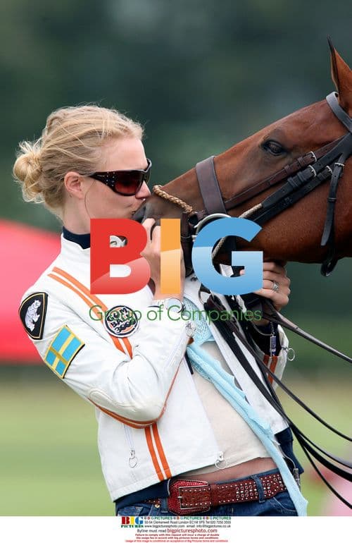 Jodie Kidd at Veuve Clicquot Gold Cup