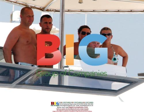 Wayne Rooney and Coleen McLoughlin on yacht in Saint-Tropez