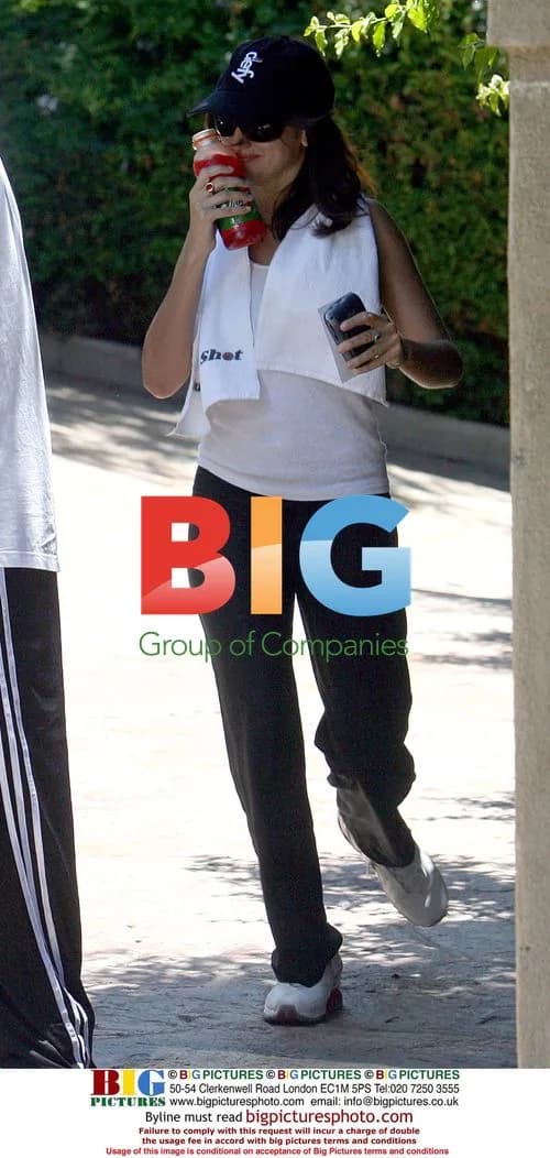 Penelope Cruz grabs Gatorade after workout
