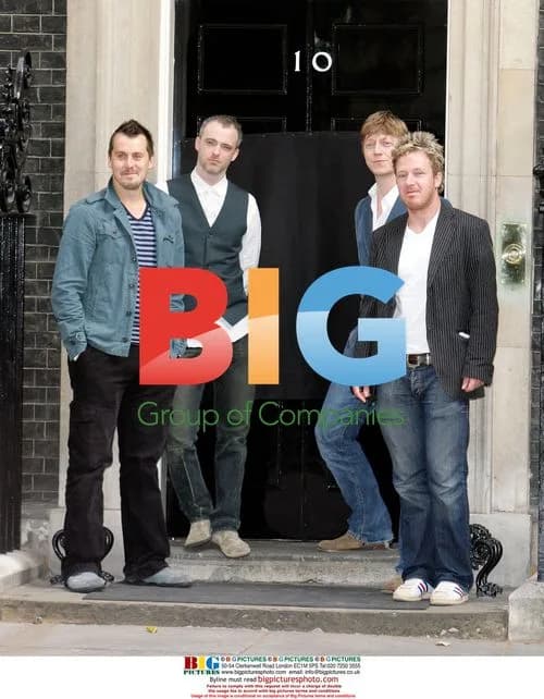 Travis Promotes G8 on Downing St