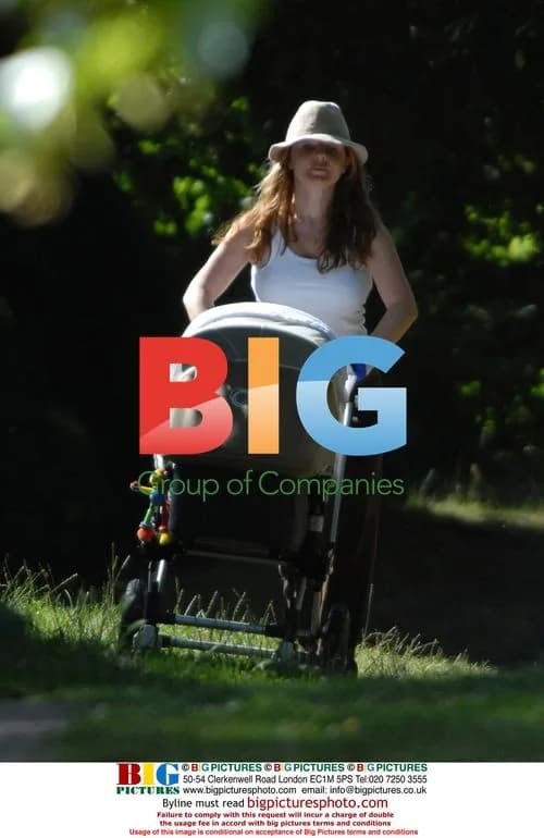 Geri Halliwell Takes Bluebell for Walk