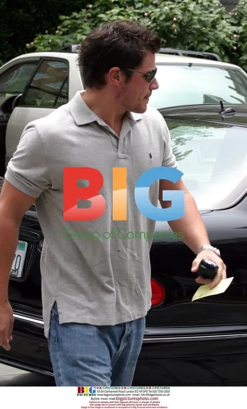 Nick Lachey at Santa Monica hotel