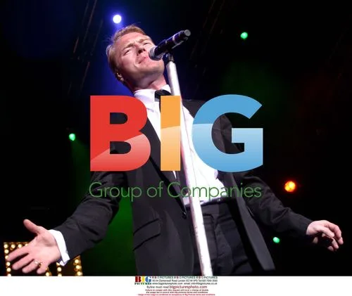 Ronan Keating at Liverpool Summer pops 2006