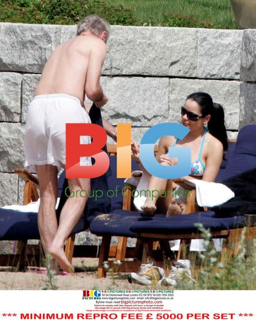 Eriksson with Glamorous Companions