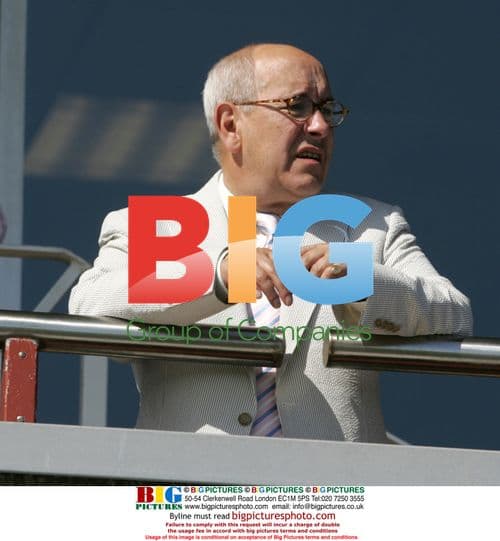 32Red.com Football Furlong at Haydock Park