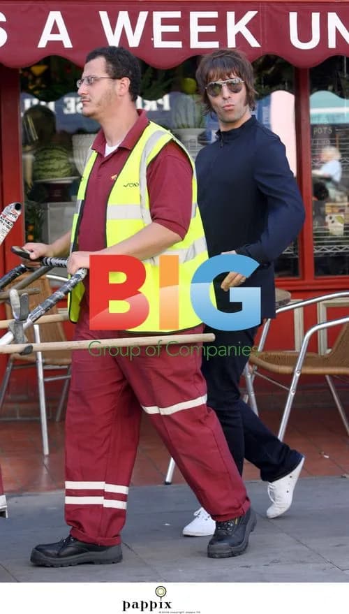 Liam Gallagher Mocks Street Cleaner