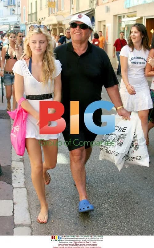 Jack Nicholson with daughters in St Tropez
