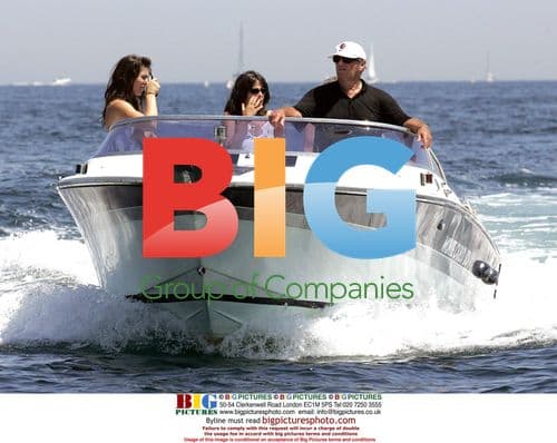 Jack Nicholson with daughters in St. Tropez