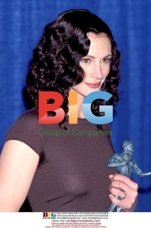 Julia Roberts at 7th Annual SAG Awards