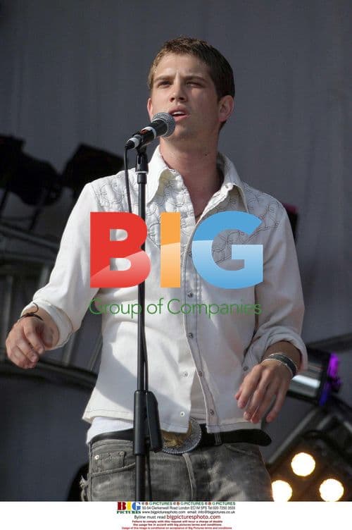 NICK of ROOSTER on stage at Radio Aire Party In The Park