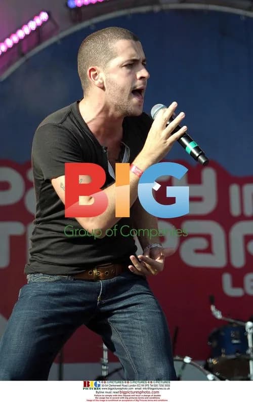 SHAYNE WARD on stage at Radio Aire Party In The Park