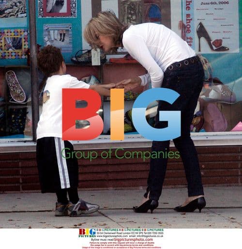 Diane Keaton and son Duke disappointed at closed toy store