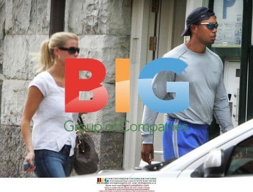 Tiger Woods and wife Elin shopping in Waxholm