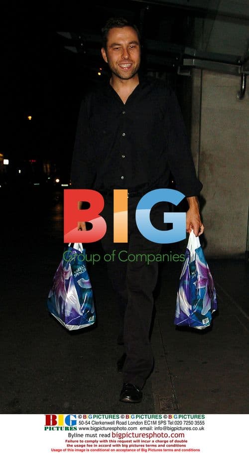 David Walliams Shopping in Covent Garden