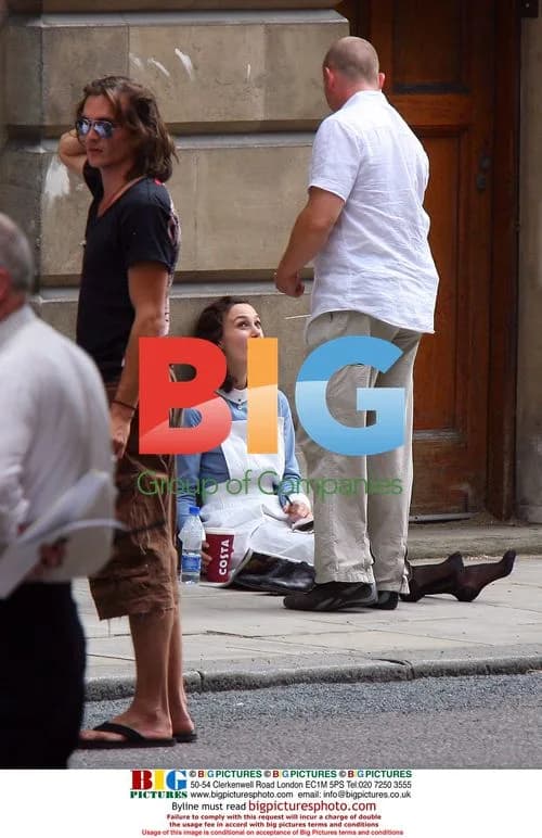 Keira Knightley on set of 'Atonement' with Rupert Friend
