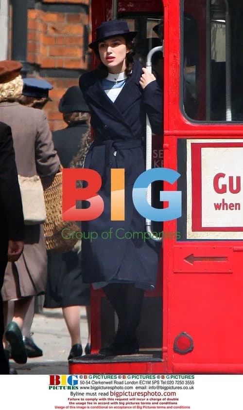 Keira Knightley on set of 'Atonement'