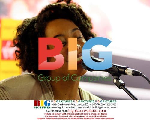 Corinne Bailey Rae Singing at Virgin Superstore