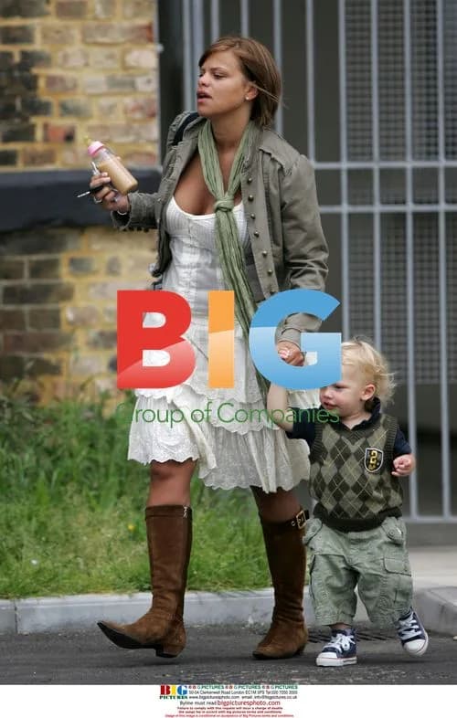 Jade Goody Arriving at Jeff Brazier's House