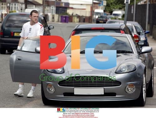 Wayne Rooney's New Aston Martin Vanquish S