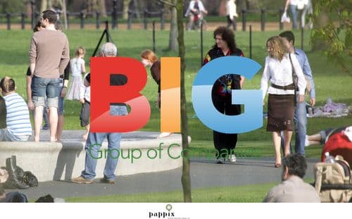 Queen Guitarist Brian May at Princess Diana Memorial Fountain